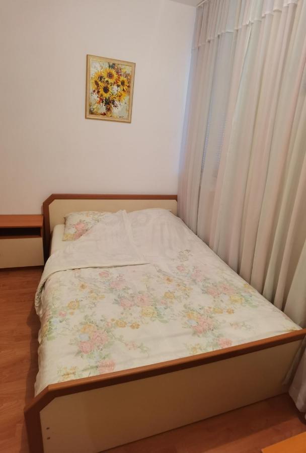 Гарсониера Ул"Света Троица" 174 Stara Zagora Luaran gambar